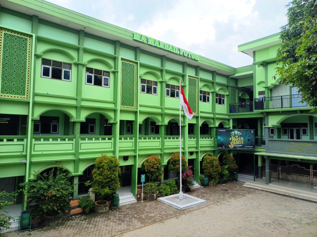 Gedung SMA Manbail Huda Jenu Tuban